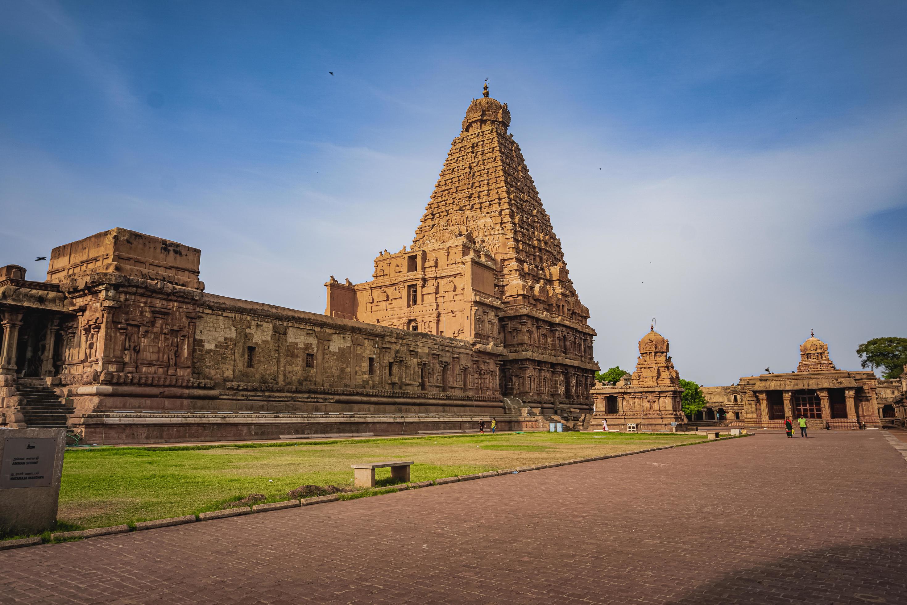 Brihadeeswarar Temple